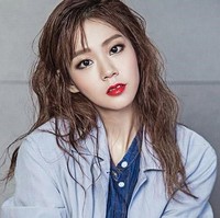 Penyanyi dan aktris Han Seungyeon juga diterpa rumor yang menyebutnya suka menggoda dan merayu petinggi perusahaan entertainment agar kariernya tambah maju. Belakangan, kabar tersebut hanya gosip tapi sempat membuat mantan personel KARA ini stres. Bahkan orangtua Seungyeon sempat mempercayainya. Foto: istimewa