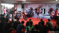 Menurutnya, memenangi kejuaraan tidak hanya modal kencang namun ada trik untuk menyiasai setiap lintasan.