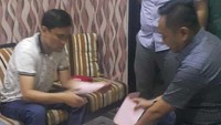 Pria 33 tahun ini dijatuhi pidana penjara selama 7,5 tahun dan denda Rp 200 juta subsider 6 bulan.