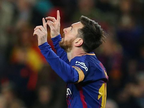 Soccer Football - La Liga Santander - FC Barcelona vs Leganes - Camp Nou, Barcelona, Spain - April 7, 2018   Barcelona's Lionel Messi celebrates scoring their second goal          REUTERS/Albert Gea