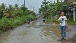 Penampakan Jalan yang Dijadikan Tempat Mancing Remaja Banten