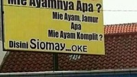  Kalau ada restoran yang galau, ini salah satunya. Menu pilihannya mie ayam jamur dan mie ayam komplit tapi kok rekomendasinya malah siomay. Bikin bingung! Foto: Istimewa