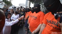 Kemarahan Risma ini karena, banyak pelajar di Surabaya yang mulai mengkonsumsi pil koplo/Foto: Deni Prasetyo Utomo