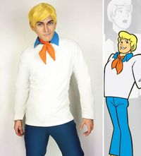 Cosplayer Ini Bisa Jadi Siapa Saja, dari Tarzan hingga Squidward
