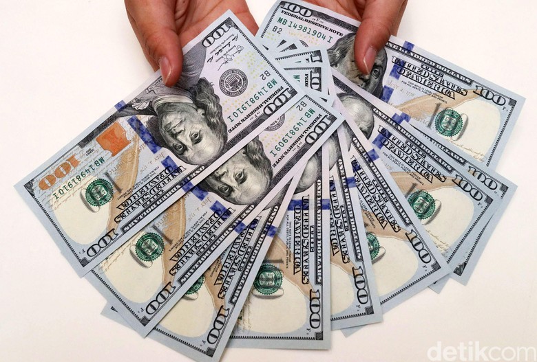 Dolar AS Melonjak, Harga Spare Part Juga Bakal Ikutan Naik Foto: Grandyos Zafna Dolar AS Melonjak, Harga Spare Part Juga Bakal Ikutan Naik Foto: Grandyos Zafna