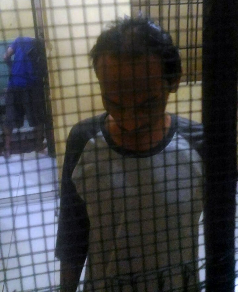 Tampang Dukun di Sukabumi yang Cabuli Sejumlah Wanita Galau Tampang Dukun di Sukabumi yang Cabuli Sejumlah Wanita Galau
