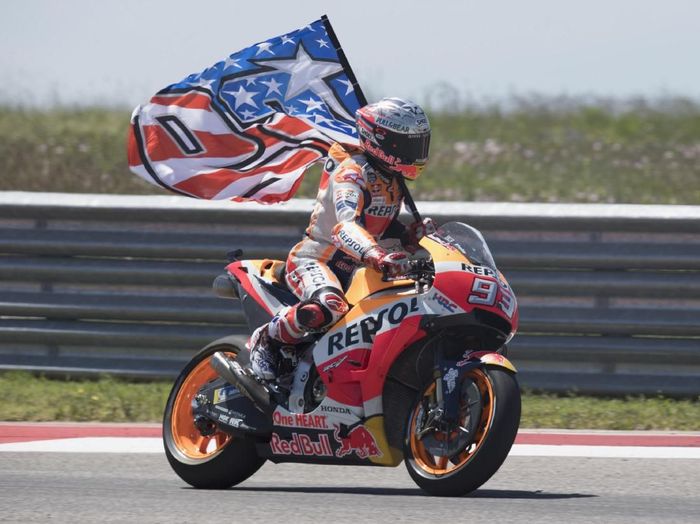 Marc Marquez usai meraih kemenangan di Austin (Foto: Getty Images) Marc Marquez usai meraih kemenangan di Austin (Foto: Getty Images)