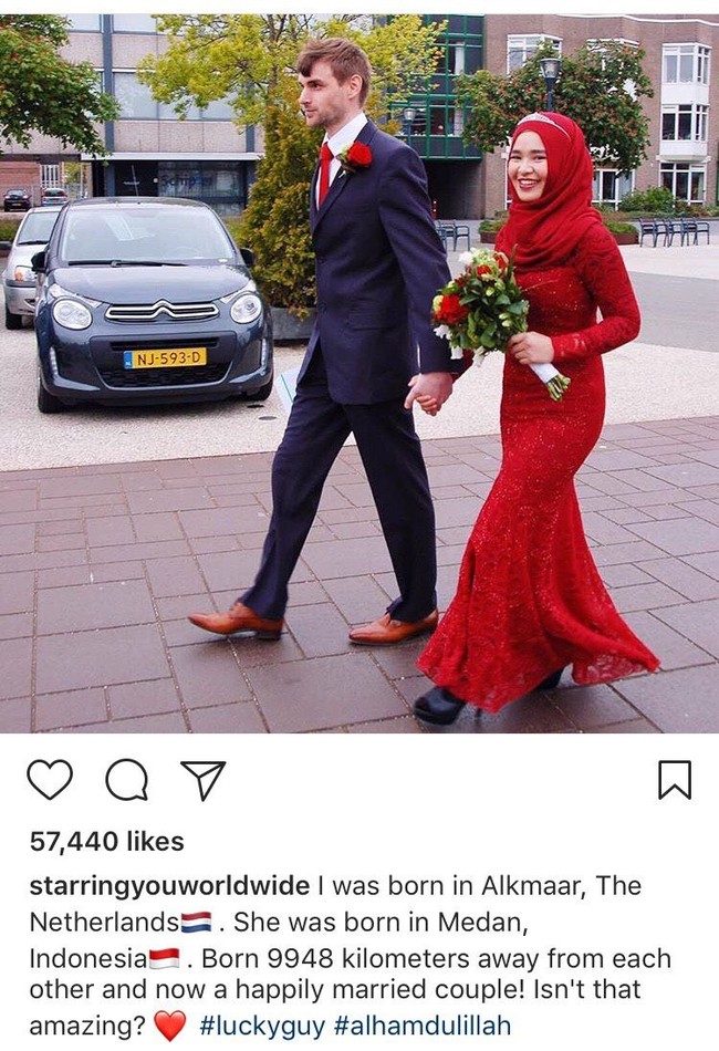 Michael Ruppert awalnya mencari rumah dan kelurga di daerah Medan untuk ia tinggal selama Ramadhan. Saat itu ia pun berkesempatan tinggal di rumah kelurga Adin Lubis. Foto: Instagram