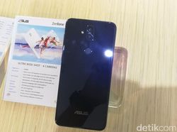 Aksi Zenfone 5Q dan Zenfone Max yang Menggoda