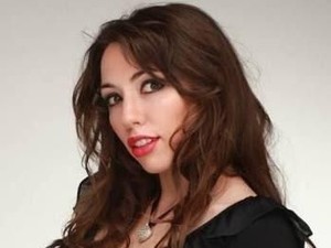 Dituduh Bot Rusia dan Sebar Propaganda, Wanita Ini Angkat Bicara