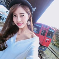 Mengenakan makeup natural flawless dengan perona bibir pink ini bikin pria jatuh hati. Foto: Instagram @love_ritakao