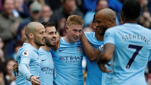 Manchester City kalahkan Swansea 5-0 di Etihad.