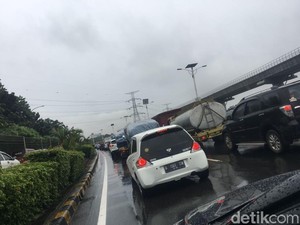 Sejumlah Titik di Tol Janger dan Jagorawi Arah Jakarta Padat Pagi Ini