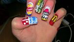 Menggiurkan! 10 Nail Art Bergambar Makanan Ini Bisa Bikin Perut Keroncongan