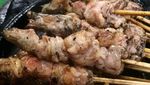 Netizen Pilih Pamer Sate Kambing Tegal dengan Sambal Kecap yang Nikmat