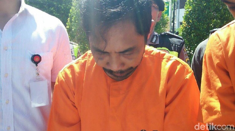 Jambret Spesialis Bule di Kuta Ditangkap Jambret Spesialis Bule di Kuta Ditangkap