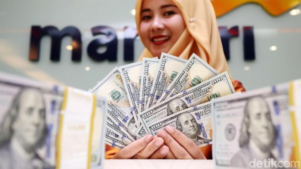 Duh, Rupiah Keok Lawan Dolar AS