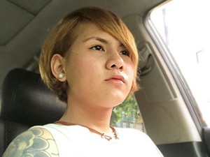 Evelyn Punya Jakun Menonjol, Mereka Teriak Lebih Baik dari Lucinta