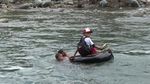 Jembatan Mangkrak, Ini Foto-foto Siswa Bertaruh Nyawa ke Sekolah