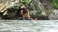 Melihat fakta di atas, detikcom bekerjasama dengan kitabisa.com mengajak para pembaca untuk mengulurkan donasi guna merampungkan pembangunan jembatan. Rencananya, jembatan gantung akan dibangun dengan kekurangan dana sekitar Rp 200 juta.