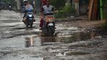 Penampakan Jalan yang Dijadikan Tempat Mancing Remaja Banten