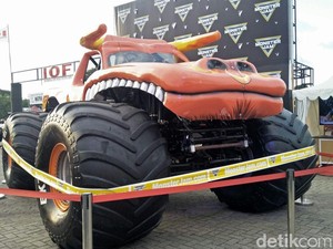 Mobil Raksasa di IIMS 2018, Nyala 3 Menit Habiskan 25 Liter BBM