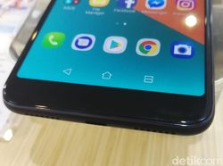 Aksi Zenfone 5Q dan Zenfone Max yang Menggoda
