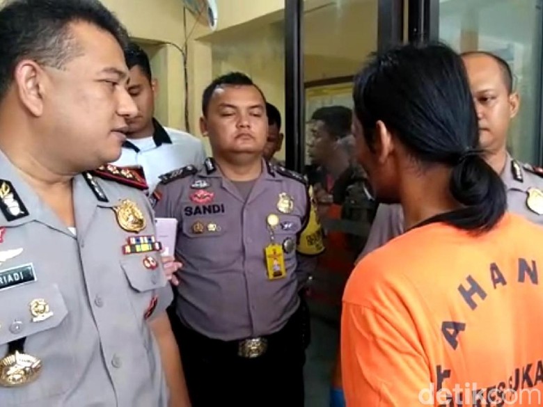 Polisi Periksa Belasan Wanita Diduga Korban Dukun Gondrong Polisi Periksa Belasan Wanita Diduga Korban Dukun Gondrong