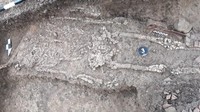 Kerangka Manusia dari Era 45 SM Ditemukan di Subang. Tiga kerangka manusia yang ditemukan di situs Subang Larang di Desa Nanggerang, Kecamatan Binong, Kabupaten Subang, Jawa Barat, tahun ini diyakini berasal dari era 45 sebelum Masehi (SM). Di situs ini ditemukan dua kerangka manusia pada 2016 dan tiga kerangka lagi pada 2018. Foto: dok. Tim Ekskavasi Situs Subang Larang