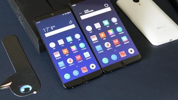Meizu turut menyertakan RAM 6 GB dan ruang penyimpanan 64 GB atau 128 GB. Foto: Sina Mobile