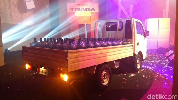 Isuzu Traga