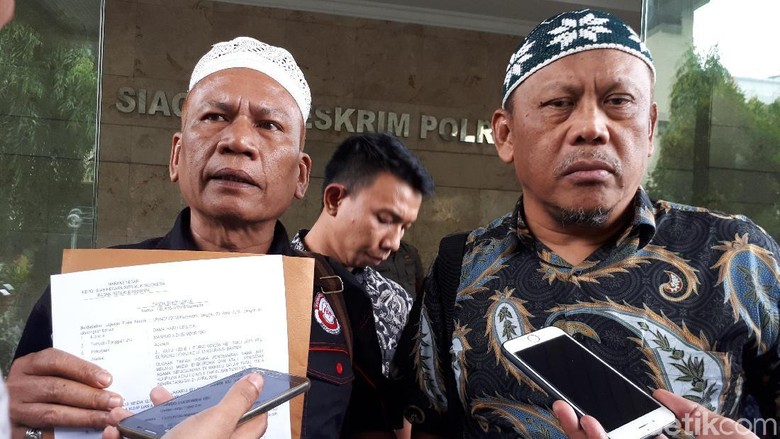 Politikus PSI Guntur Romli Dipolisikan terkait Cuitan Alquran Politikus PSI Guntur Romli Dipolisikan terkait Cuitan Alquran