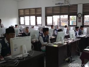 Nilai Rata-rata UN Turun karena Beralih ke UNBK