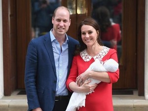 Foto: Beda Gaya Kate Middleton Pasca Melahirkan Anak ke-1 Sampai ke-3