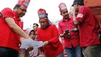 Sinergi ini adalah dengan cara menempatkan petugas pelayanan baik di kantor Dukcapil maupun GraPARI disekitar guna mendukung kesuksesan program registrasi prabayar. Foto: dok. Telkomsel