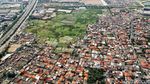 Perumahan dan Pabrik Bikin Lahan Sawah Menyusut
