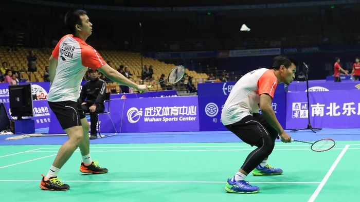 Hendra Setiawan/Mohammad Ahsan lolos ke babak utama Kejuaraan Asia 2018 (Foto: Tim Humas Dan Media PP PBSI) Hendra Setiawan/Mohammad Ahsan lolos ke babak utama Kejuaraan Asia 2018 (Foto: Tim Humas Dan Media PP PBSI)