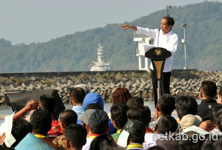 Menerka Makna Manuver Jokowi Goda Susi Menerka Makna Manuver Jokowi Goda Susi