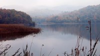 Terakhir ada Danau Goygol, destinasi paling ikonik di bagian barat Azerbaijan. Disebut pula dengan nama Danau Biru dan letaknya ada di kaki Gunung Kapaz di Taman Nasional Goygol (CNN Travel)