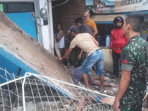 Seorang Mandor Tewas Tertimpa Bangunan Roboh di Depok