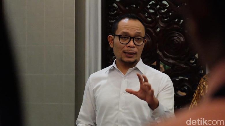 Jokowi Sebut Isu TKA Politis, Menaker: Mungkin Saja Jokowi Sebut Isu TKA Politis, Menaker: Mungkin Saja