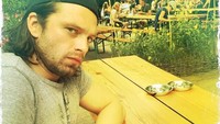 Di film Captain America: Civil War, karakter Winter Soldier jadi sorotan utama. Diperankan oleh Sebastian Stan, Winter Soldier rupanya gemar menyantap makanan manis di sela-sela waktu syuting. Foto: Istimewa