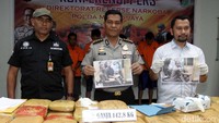 Direktorat Narkoba Polda Metro Jaya menggagalkan penyelundupan 142,8 kilogram ganja dari Aceh yang dikirim menggunakan truk.