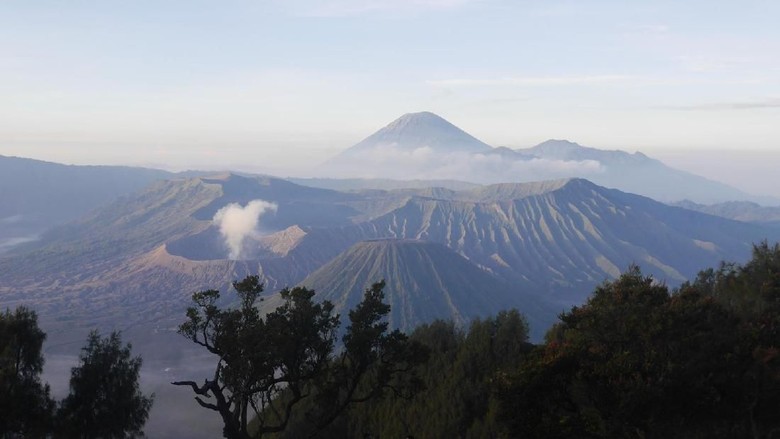 Berburu Sunrise  di  Bromo  Ini Tipsnya