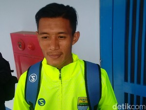 Jika Diturunkan Lawan Persija, Henhen Jalani Debut Laga Klasik