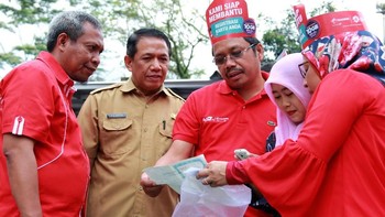 Registrasi prabayar ini diharapkan dapat meminimalkan risiko penyalahgunaan kartu seluler oleh pihak-pihak yang tidak bertanggung jawab yang marak terjadi. Foto: dok. Telkomsel