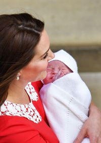 Rayakan Kelahiran Anak Ketiga Kate Middleton, Jamie Oliver Buatkan Kue Spesial