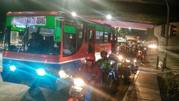 Situasi lalin di Simpang Pancoran