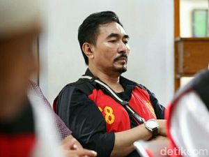 Gatot Brajamusti Dimakamkan di Hari Ulang Tahun Istri