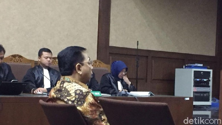 Setya Novanto Terkantuk Saat Dengar Hakim Bacakan Vonis Setya Novanto Terkantuk Saat Dengar Hakim Bacakan Vonis